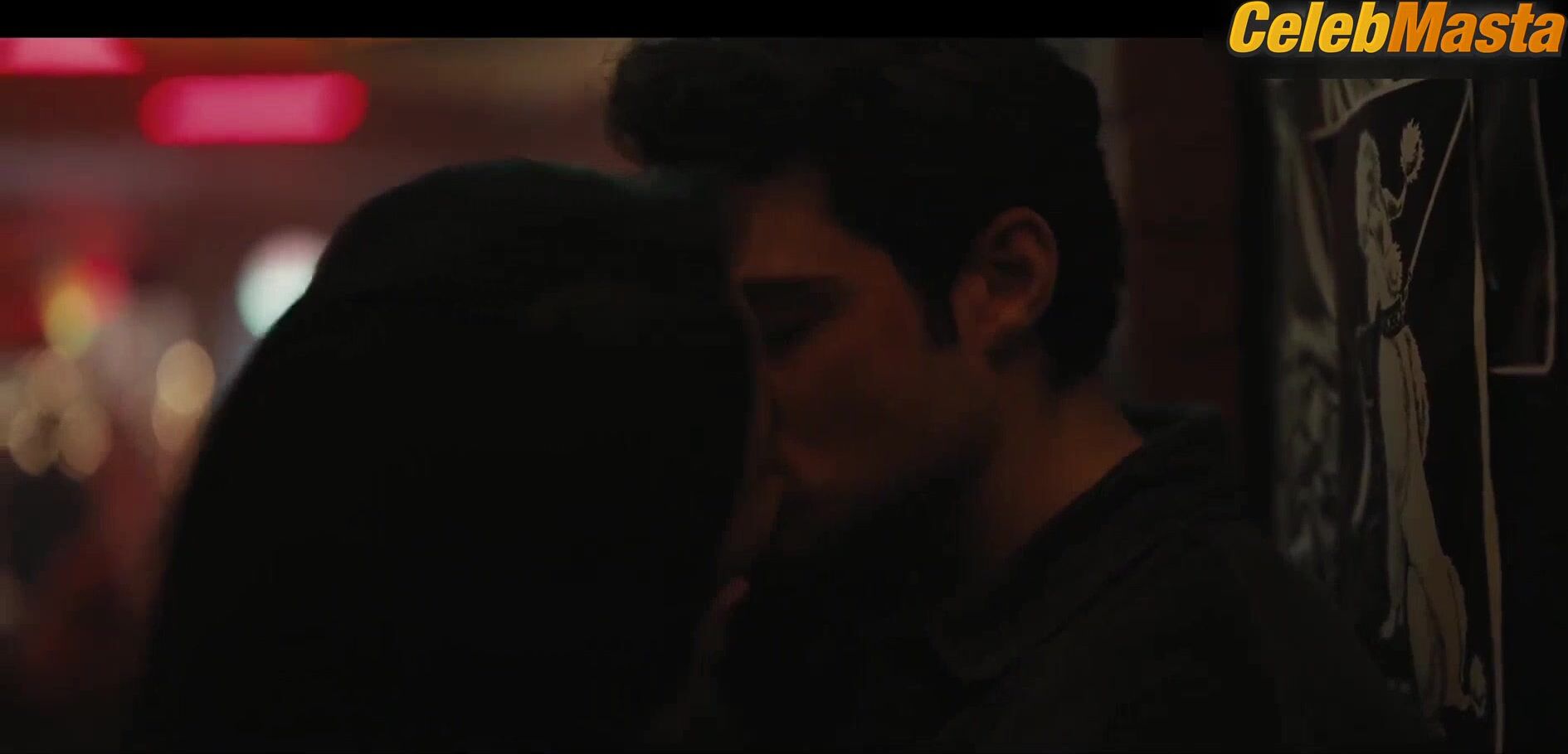 Shin Do-hyun ’s Sexy Scene From The Recruit - Photo 2 of 5 photo 1
