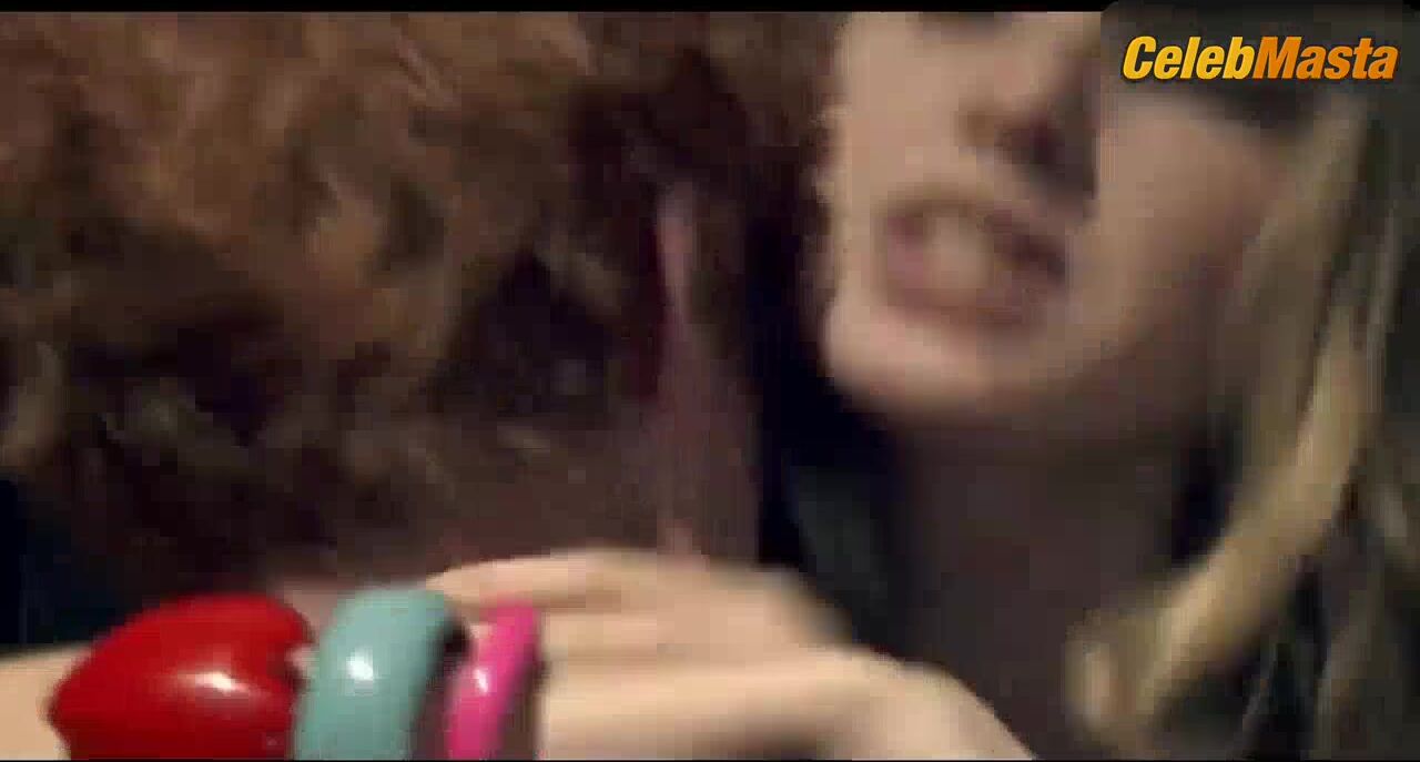 Freya Mavor ’s Tits Scene In Skins - Photo 5 of 5 photo 1