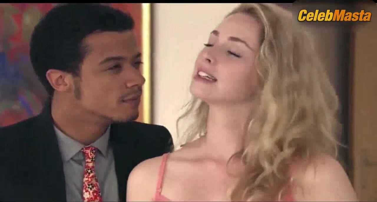 Freya Mavor ’s Tits Scene In Skins - Photo 5 of 5 photo 2