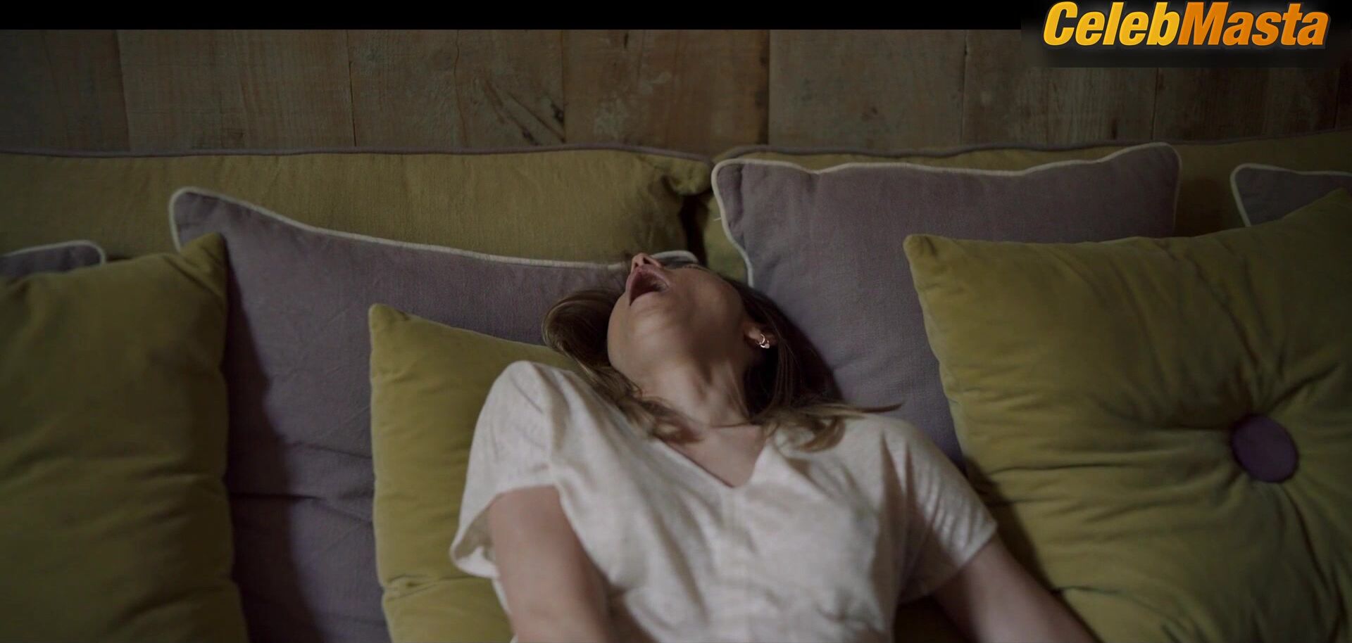 Irene Azuela Bares Sexy Scene In Thursday’s Widows - Photo 2 of 5 photo 5