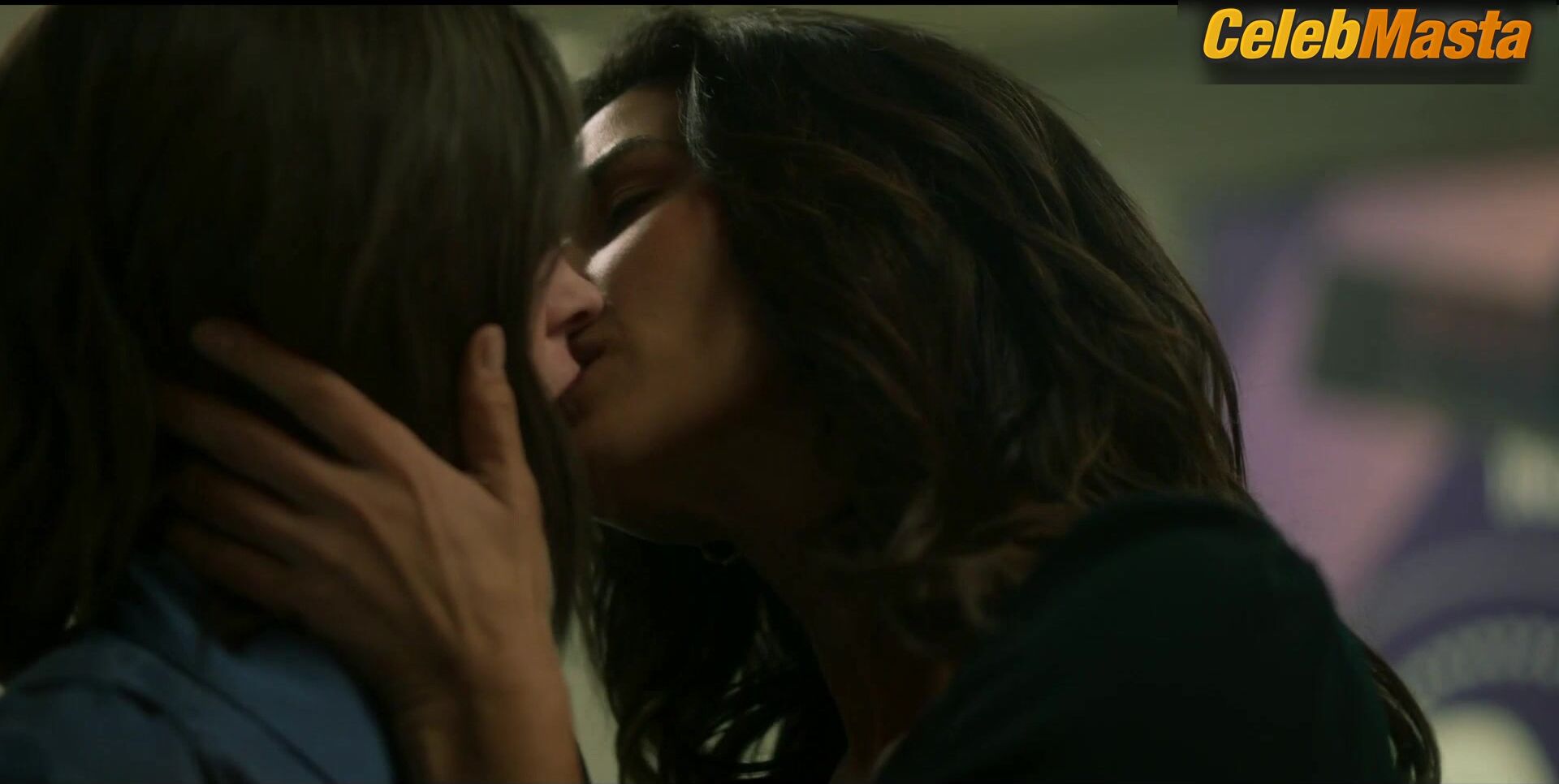 Daniela Schmidt Irene Azuela And Share Lesbian Scene In - Photo 1 of 5 photo 5