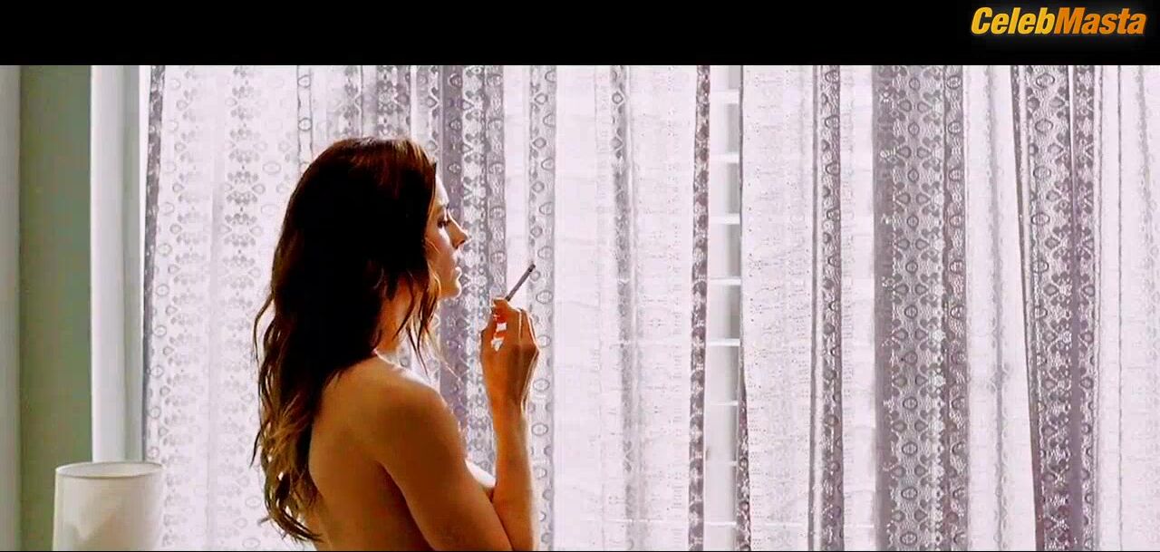 Irene Azuela ’s Butt, Tits Scene In The Obscure - Photo 1 of 5