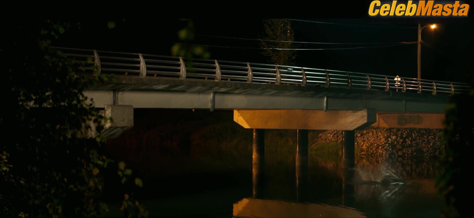 Melanie Lynskey Underwear Scene From Yellowjackets - Photo 3 of 5 photo 5