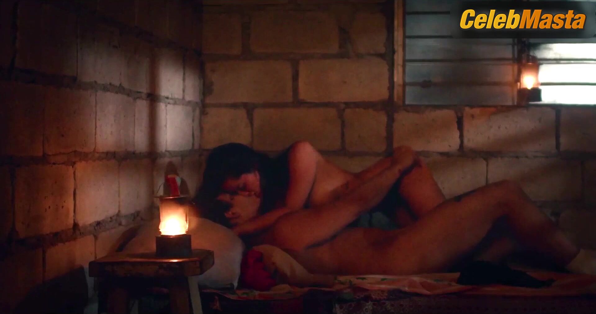 Franki Russell Bares Ass Scene In Pabuya - Photo 1 of 5