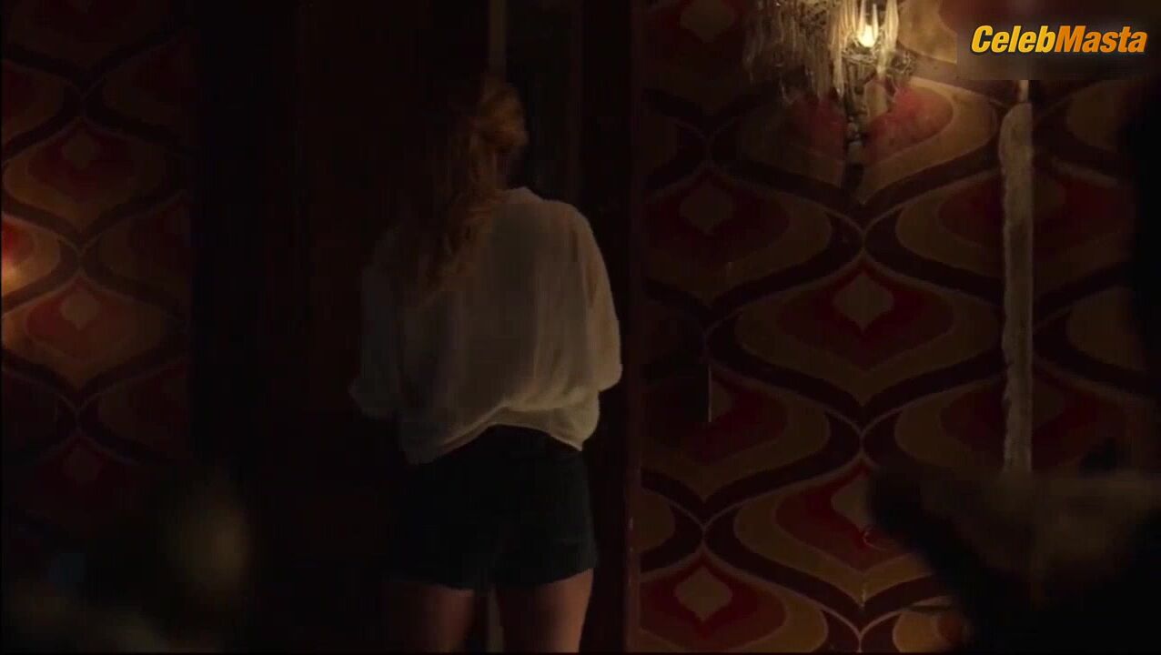 Lyrica Okano Virginia Gardner And Enjoy Lesbian Scene In - Photo 2 of 5 photo 1