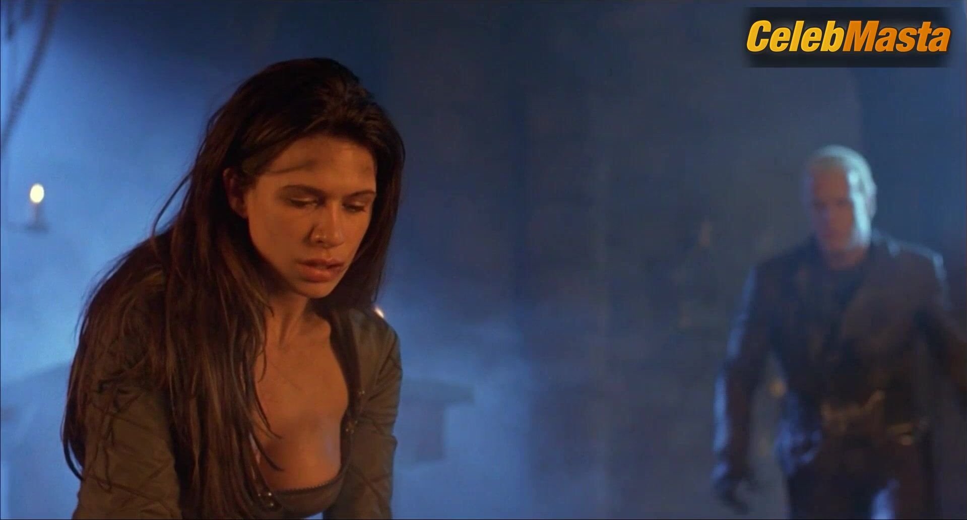 Rhona Mitra Reveals Sexy Scene In Beowulf - Photo 2 of 5 photo 1