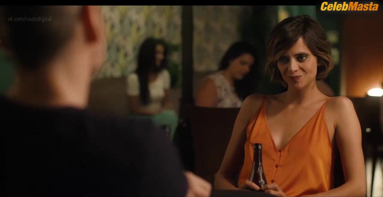 Macarena Gomez ’s Tits Scene In Amor En Polvo - Photo 2 of 5 photo 1