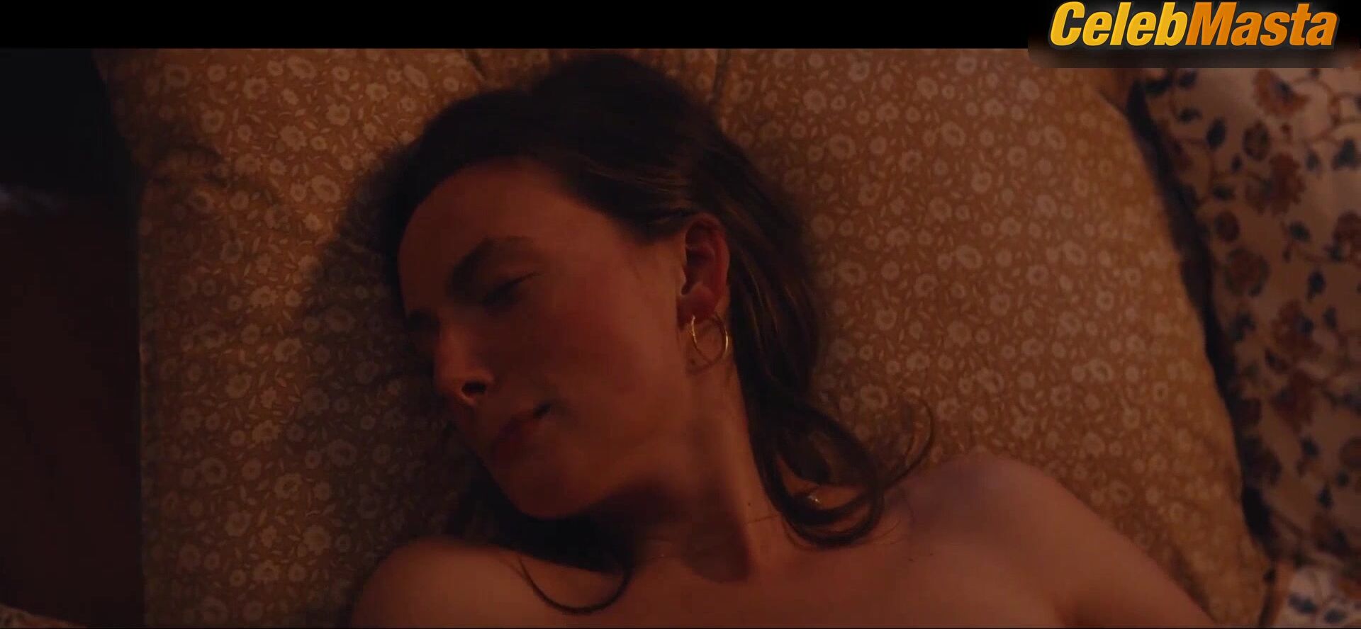 Gaite Jansen Joy Delima And Bare Breasts In Lesbian - Photo 1 of 5 photo 5