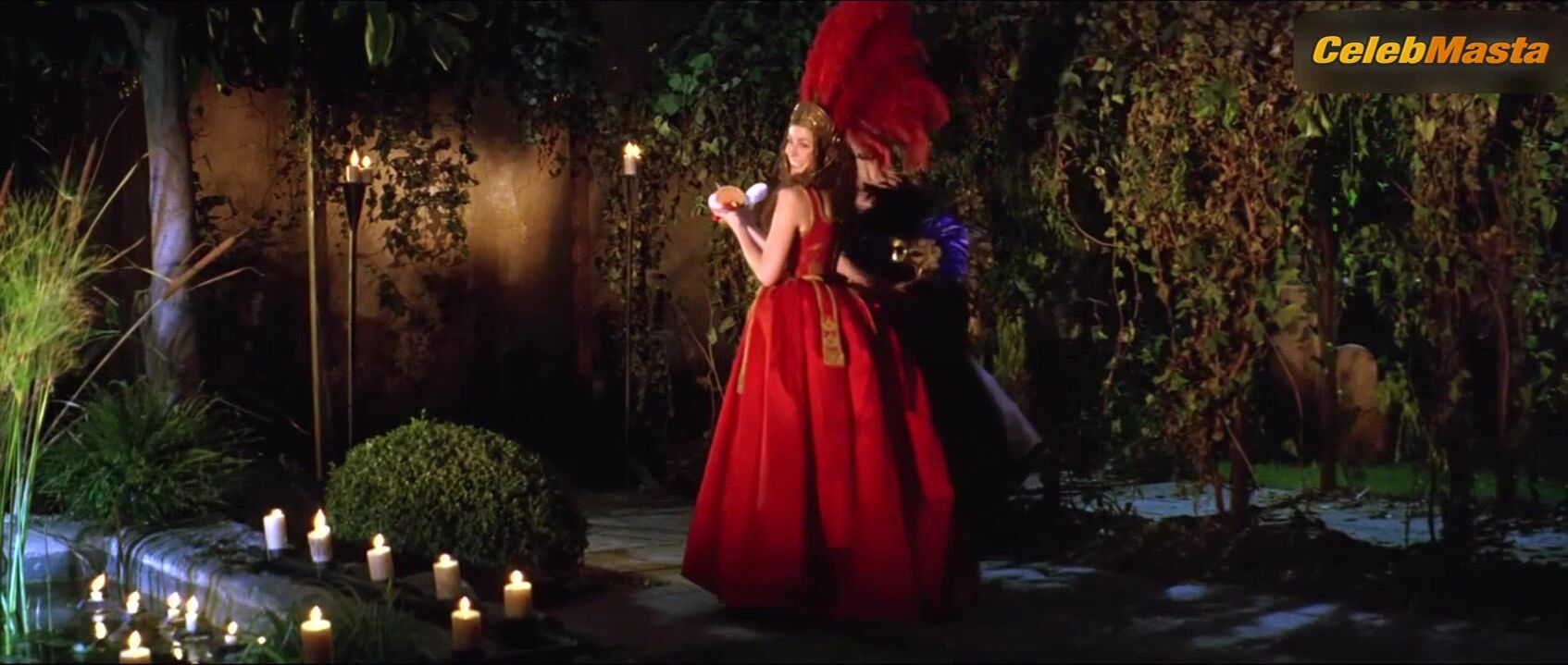 Macarena Gomez And Maria Vazquez Tits Scene From La Dama - Photo 1 of 5 photo 4