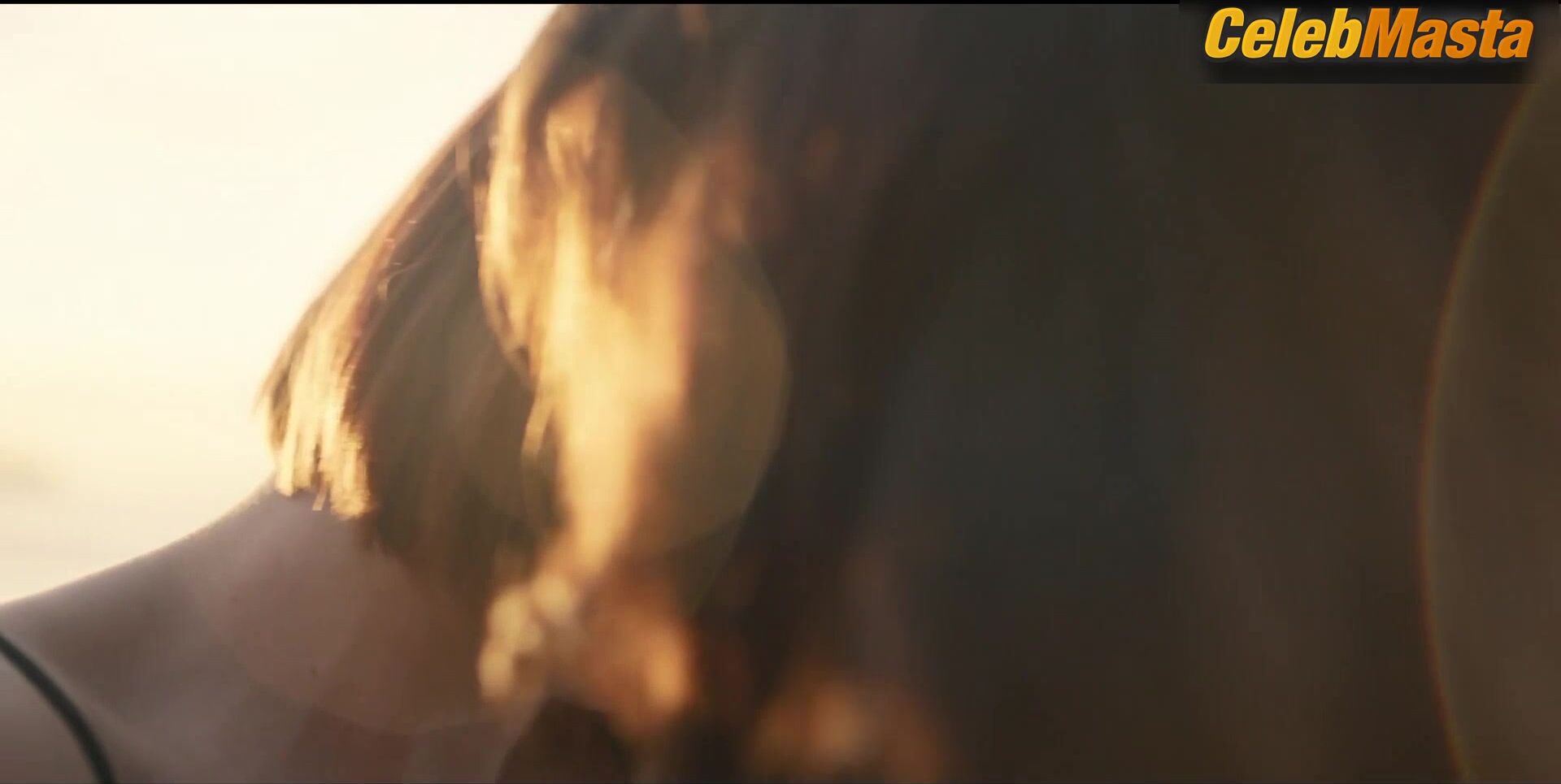 Carla Gugino And Gaite Jansen’s Lesbian Scene In - Photo 1 of 5 photo 5