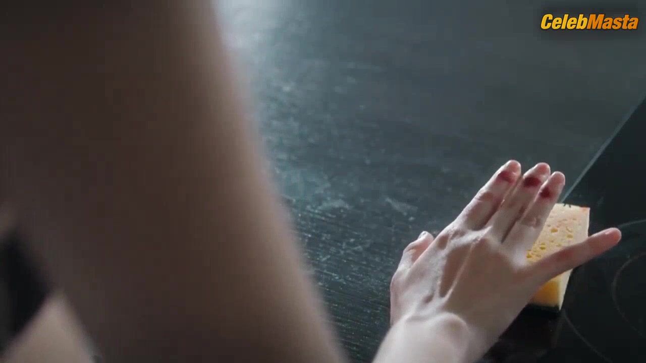 Gaite Jansen Tits And Underwear Scene From De 12 Van - Photo 1 of 5 photo 4