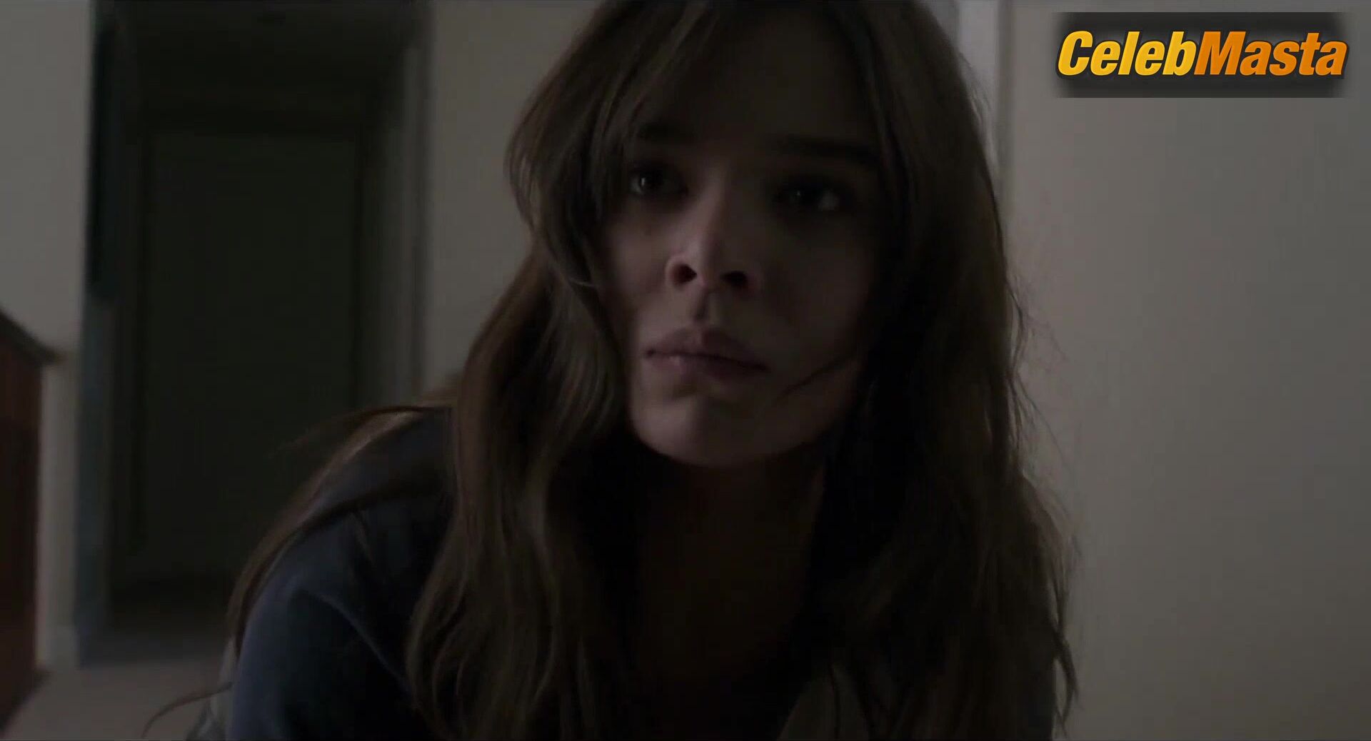 Haley Lu Richardson ’s Sexy Scene From The Edge Of - Photo 1 of 5 photo 2
