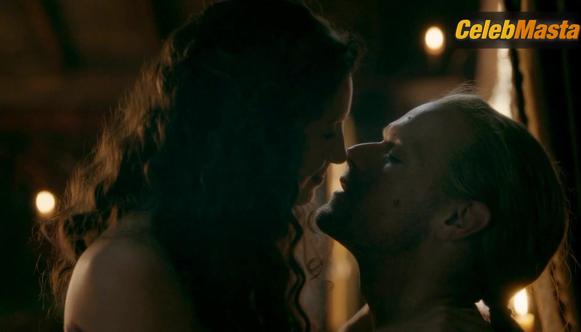 Caitriona Balfe ’s Sexy Scene In Outlander - Photo 2 of 5 photo 5