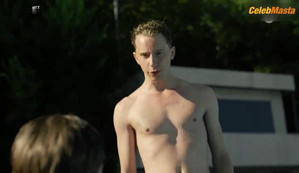 Vica Kerekes Tits Scene From Summer Of ’44 - Photo 1 of 5 photo 4