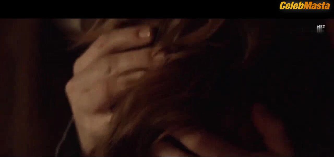 Vica Kerekes Sexy Scene From Wings Of Christmas - Photo 2 of 5