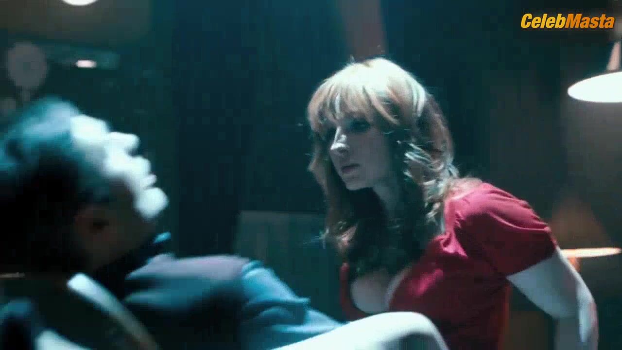 Vica Kerekes Boobs Scene In Muzi V Nadeji - Photo 2 of 5 photo 5