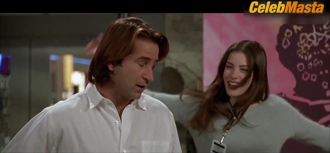 Renee Zellweger ’s Underwear Scene In Empire Records - Photo 2 of 5