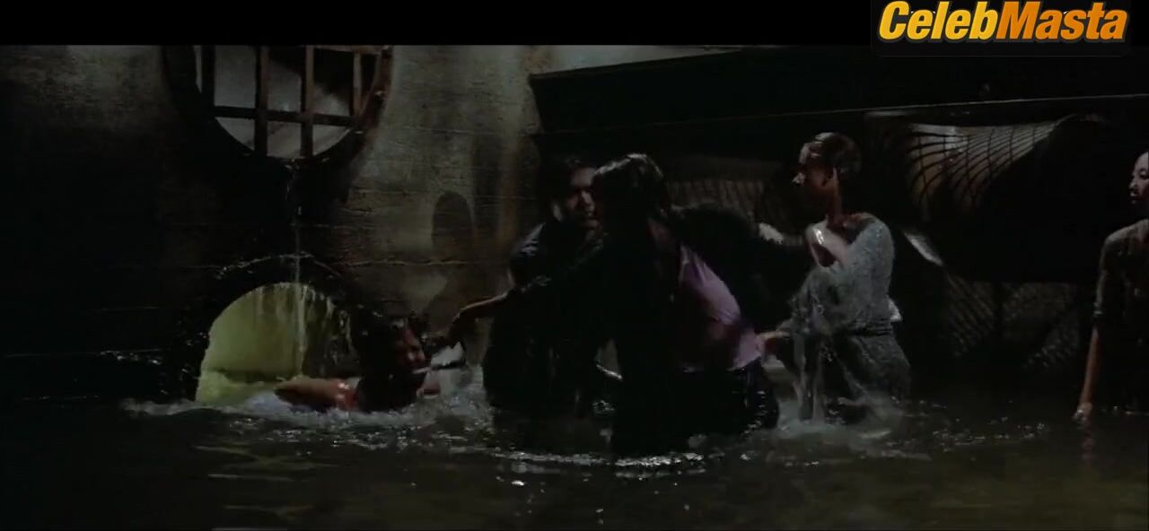 Kim Cattrall ’s Sexy Scene From Big Trouble In - Photo 1 of 5 photo 2