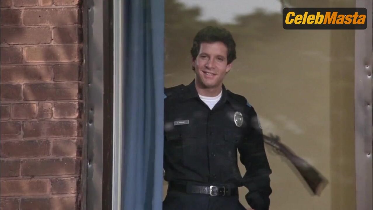 Kim Cattrall ’s Sexy Scene From Police Academy - Photo 4 of 5 photo 3