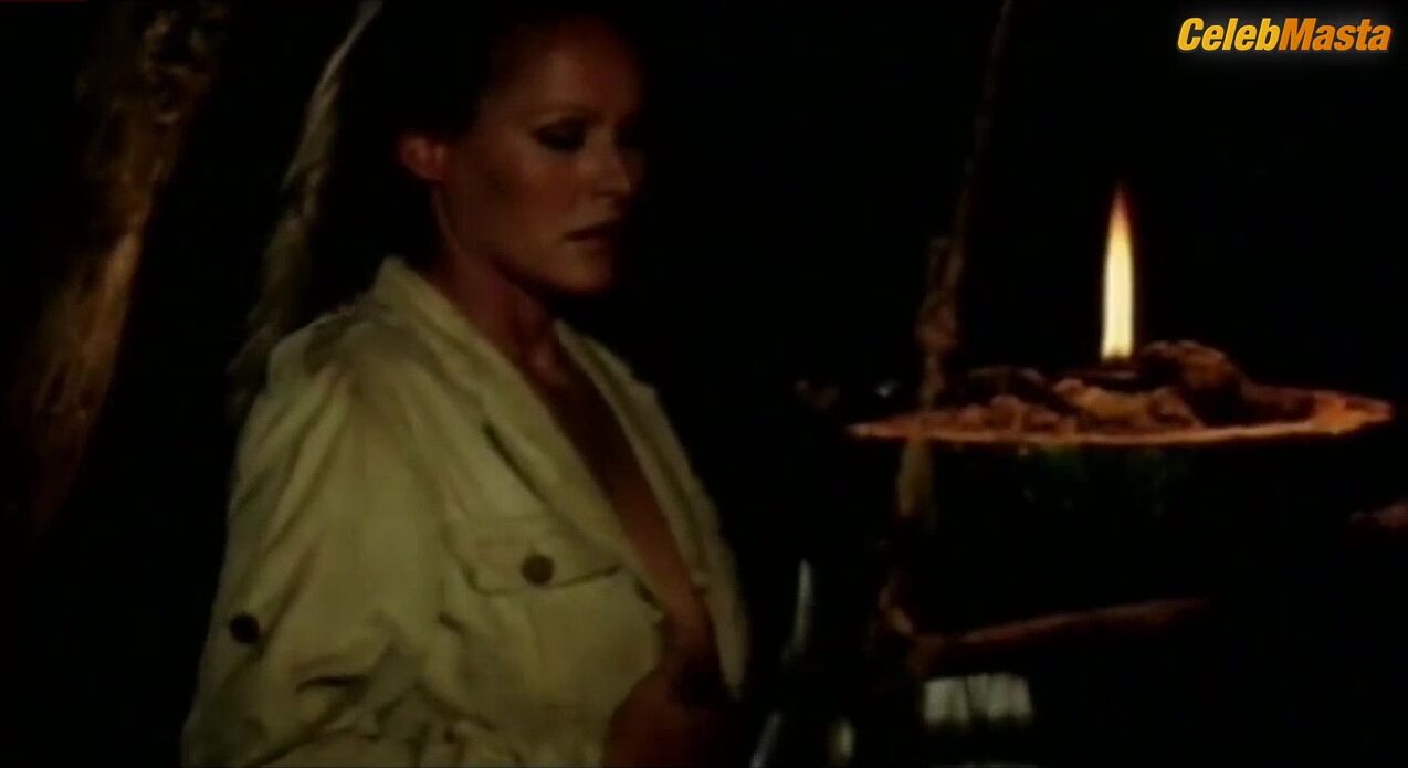 Ursula Andress ’s Tits Scene In Famous T & A - Photo 2 of 5 photo 1