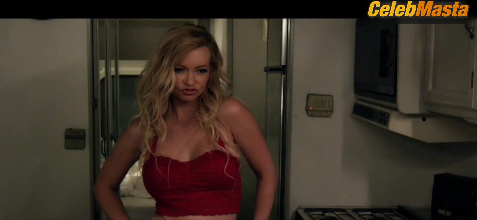 Mindy Robinson ’s Sexy Scene From The Dip Run - Photo 2 of 5