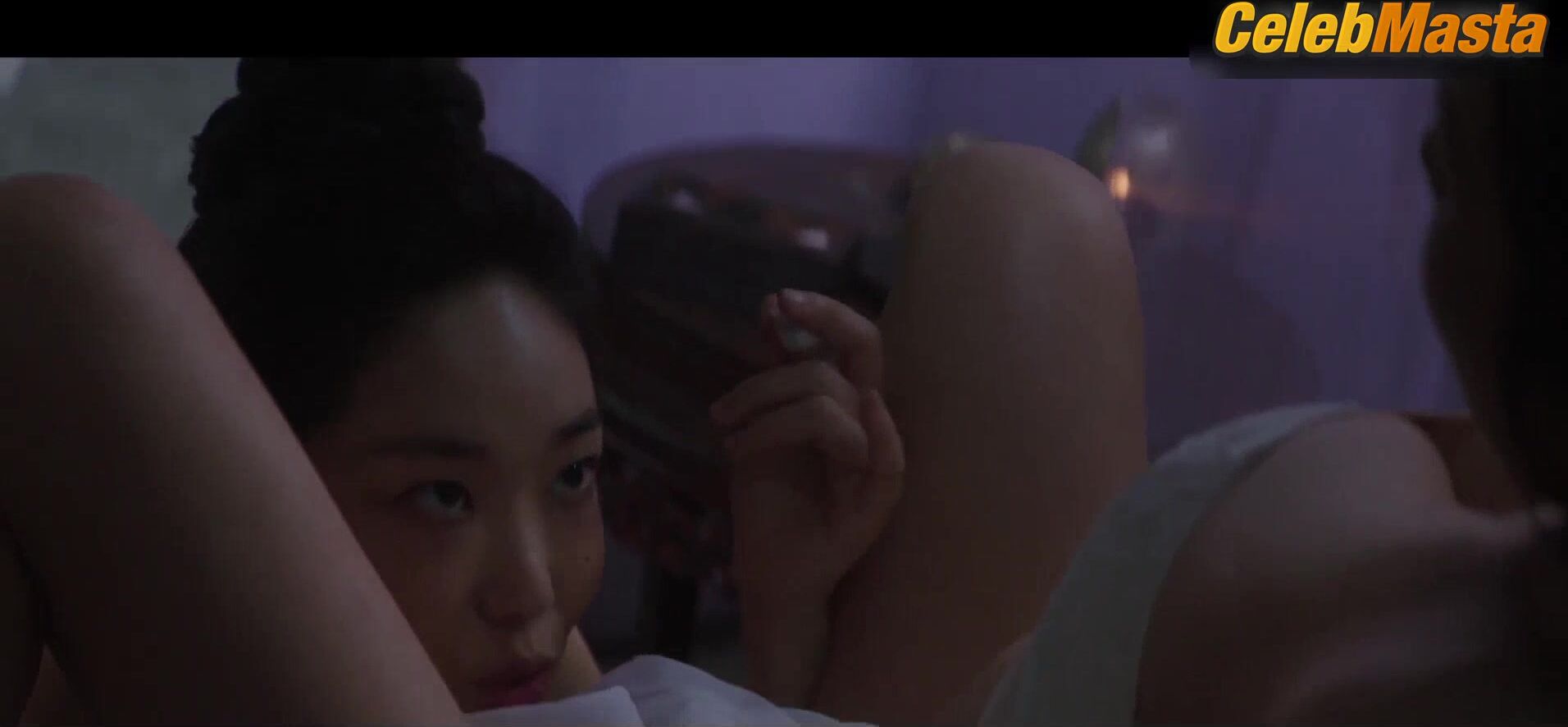 Jeon Jong-seo Oh Ha-nee And Show Lesbian Boobs Scene In - Photo 2 of 5 photo 4