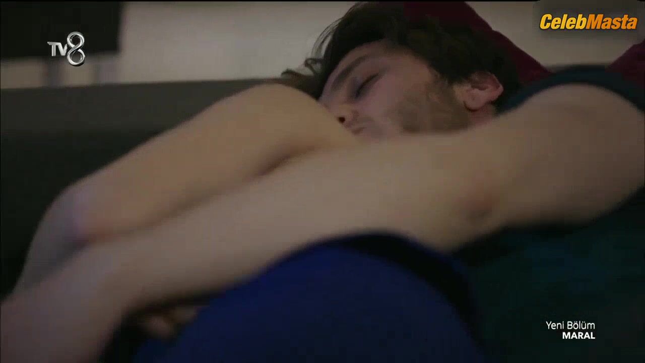 Hazal Kaya Tits Scene From Maral En Guzel Hikayem - Photo 1 of 5 photo 2
