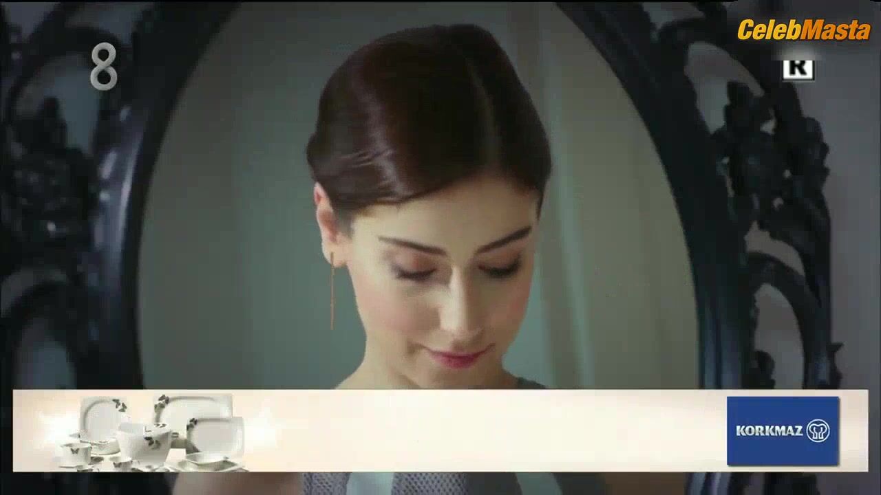 Hazal Kaya Tits Scene From Maral En Guzel Hikayem - Photo 1 of 5 photo 4
