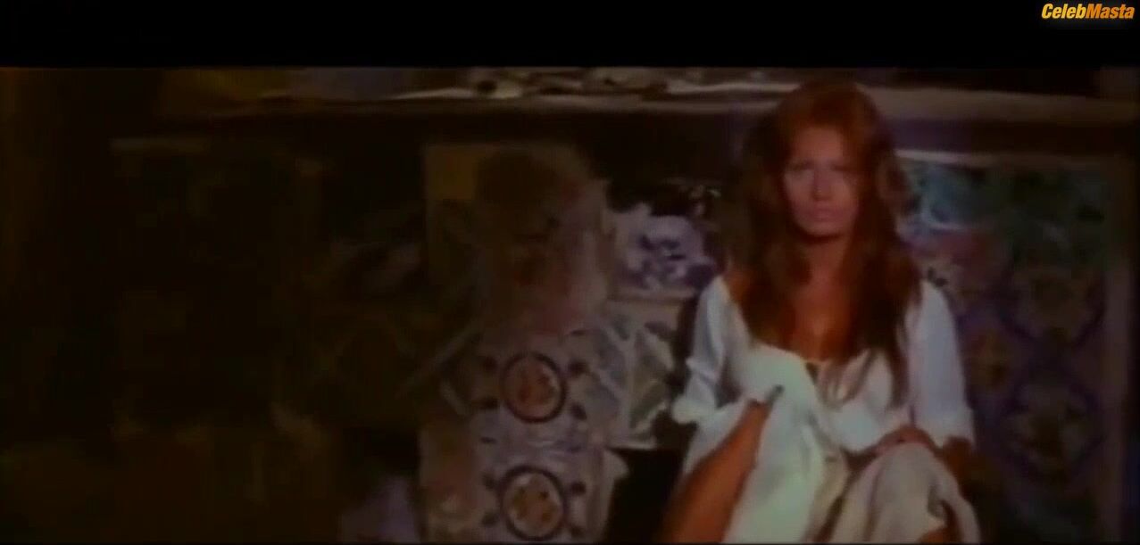 Sophia Loren Sexy Scene From Cera Una Volta - Photo 2 of 5