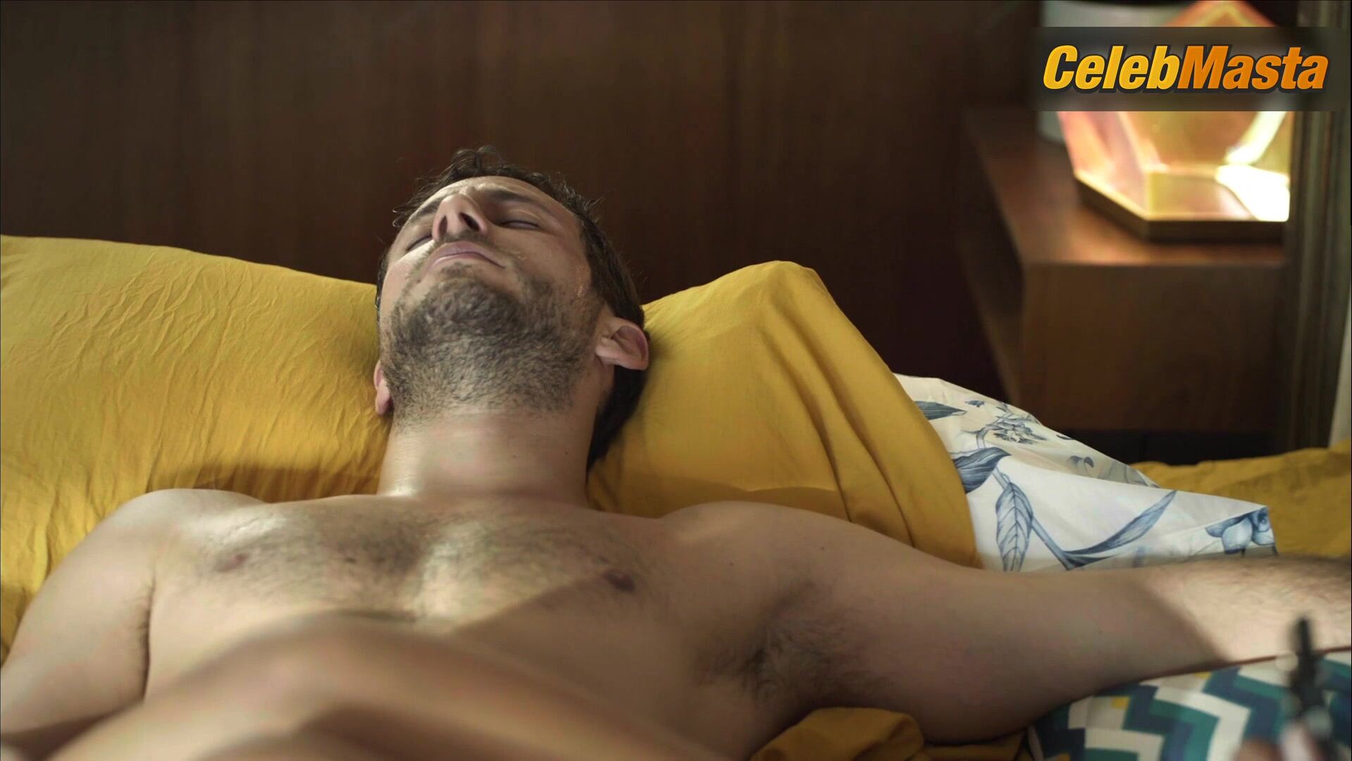 Maria Chacon Underwear Scene From Como Sobrevivir Soltero - Photo 3 of 5 photo 1