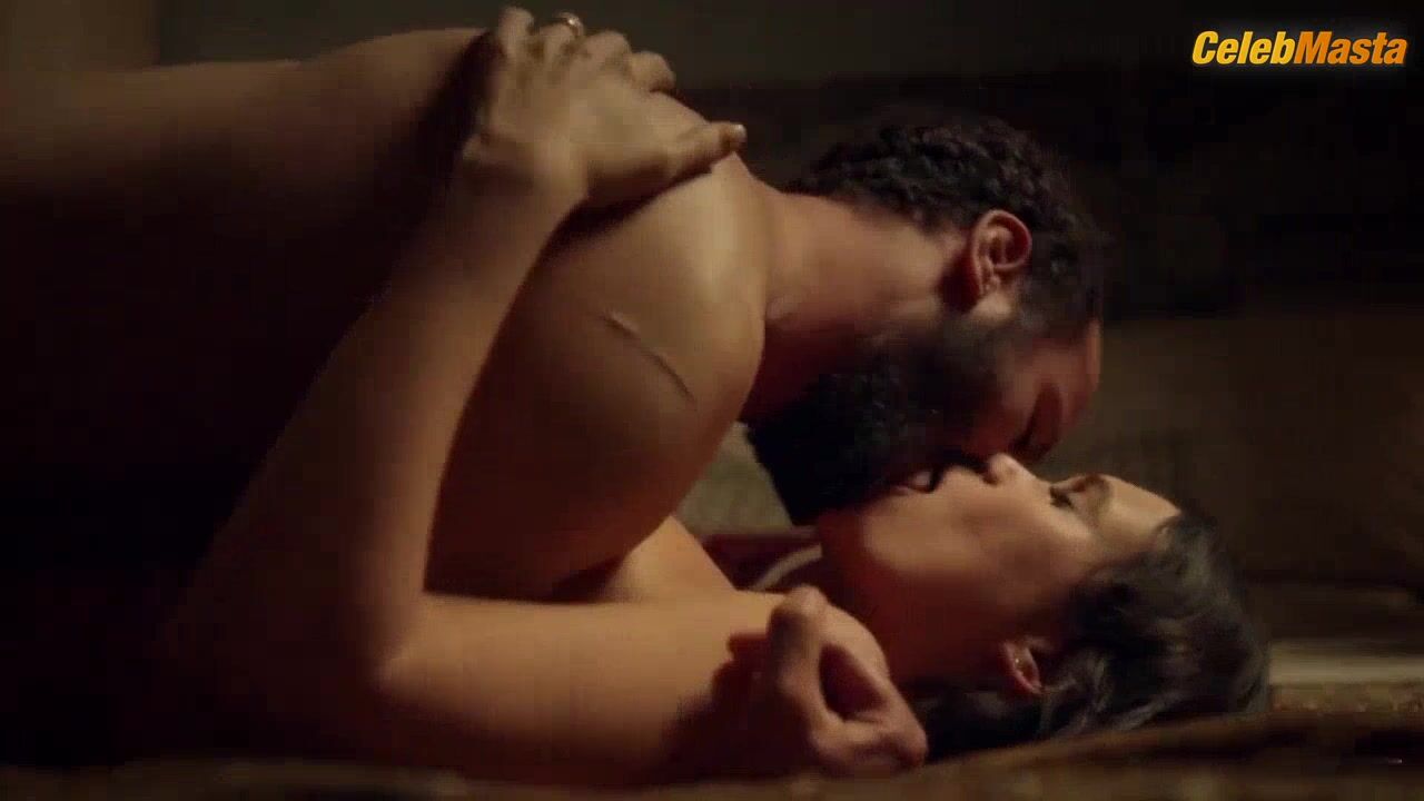 Dina Shihabi Booty Scene From Tom Clancy’s Jack Ryan - Photo 2 of 5 photo 5
