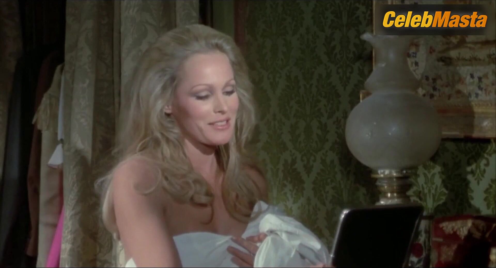 Ursula Andress Ass Scene From Soleil Rouge - Photo 1 of 5 photo 4