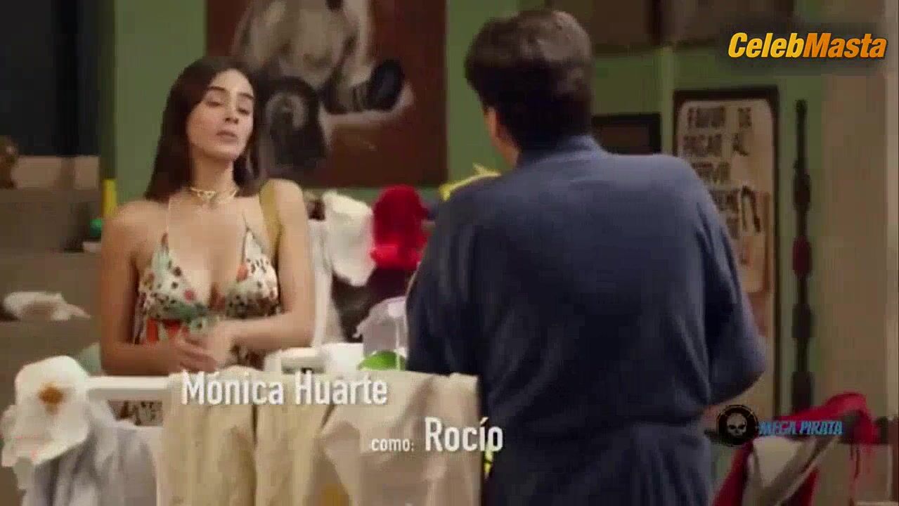 Esmeralda Pimentel ’s Sexy Scene From 40 Y 20 - Photo 1 of 5