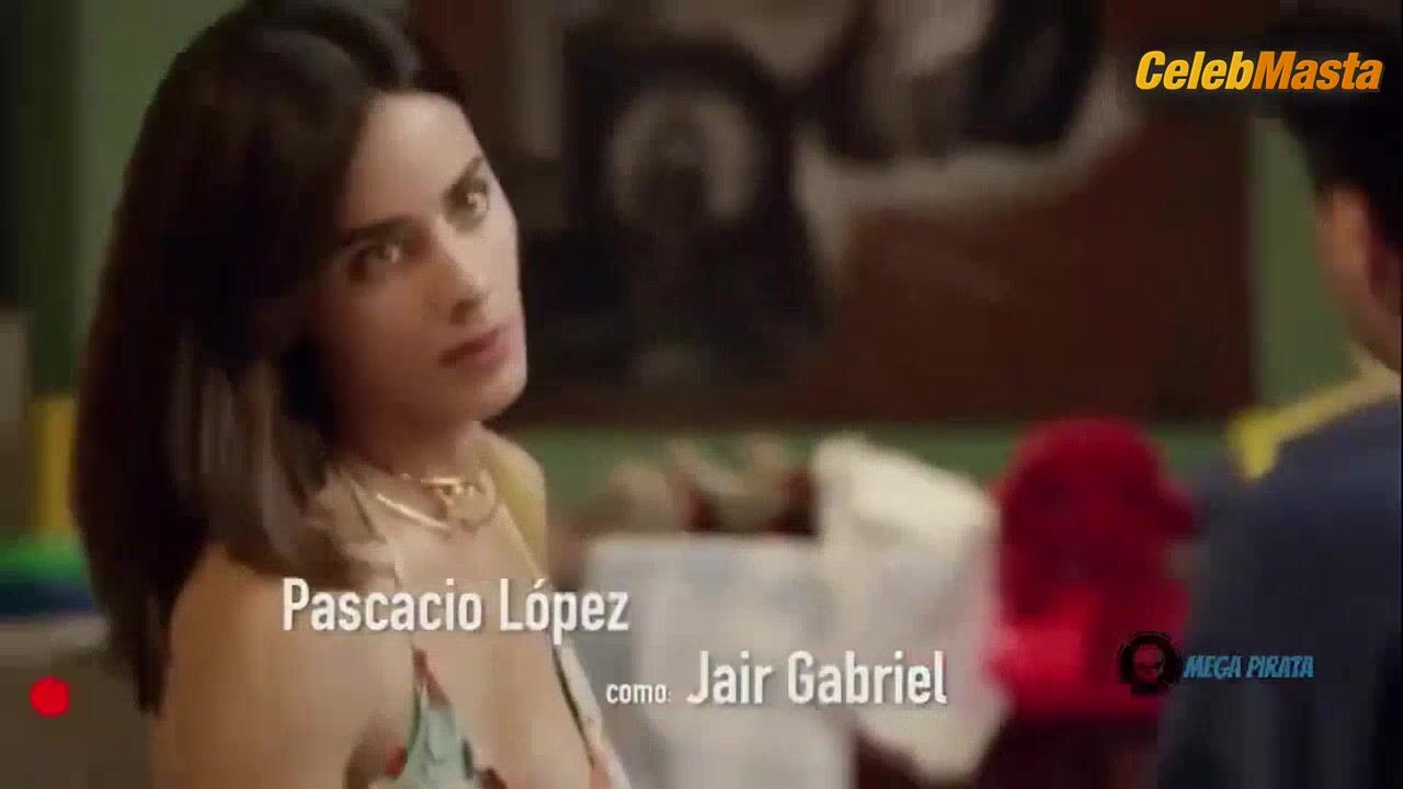 Esmeralda Pimentel ’s Sexy Scene From 40 Y 20 - Photo 1 of 5 photo 4