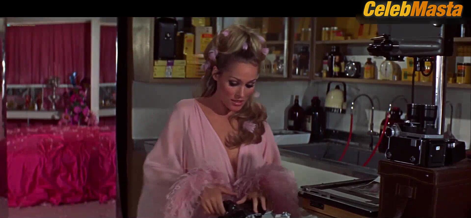 Daliah Lavi Ursula Andress And Sexy Scene From Casino - Photo 1 of 5 photo 2