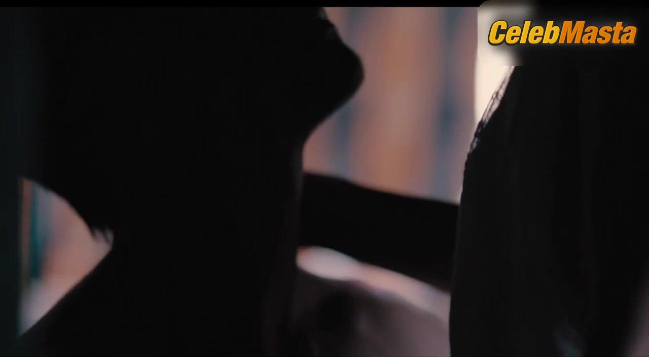 Julianne Nicholson ’s Sexy Scene From Sophie And The - Photo 2 of 5