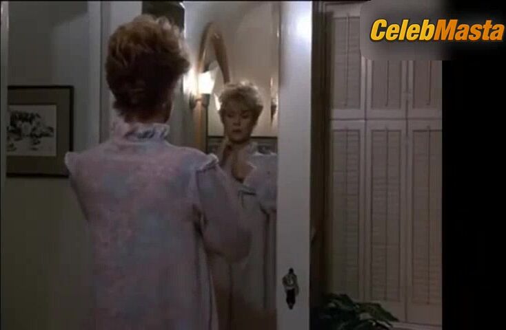 Elizabeth Montgomery ’s Underwear Scene From Between The - Photo 1 of 5