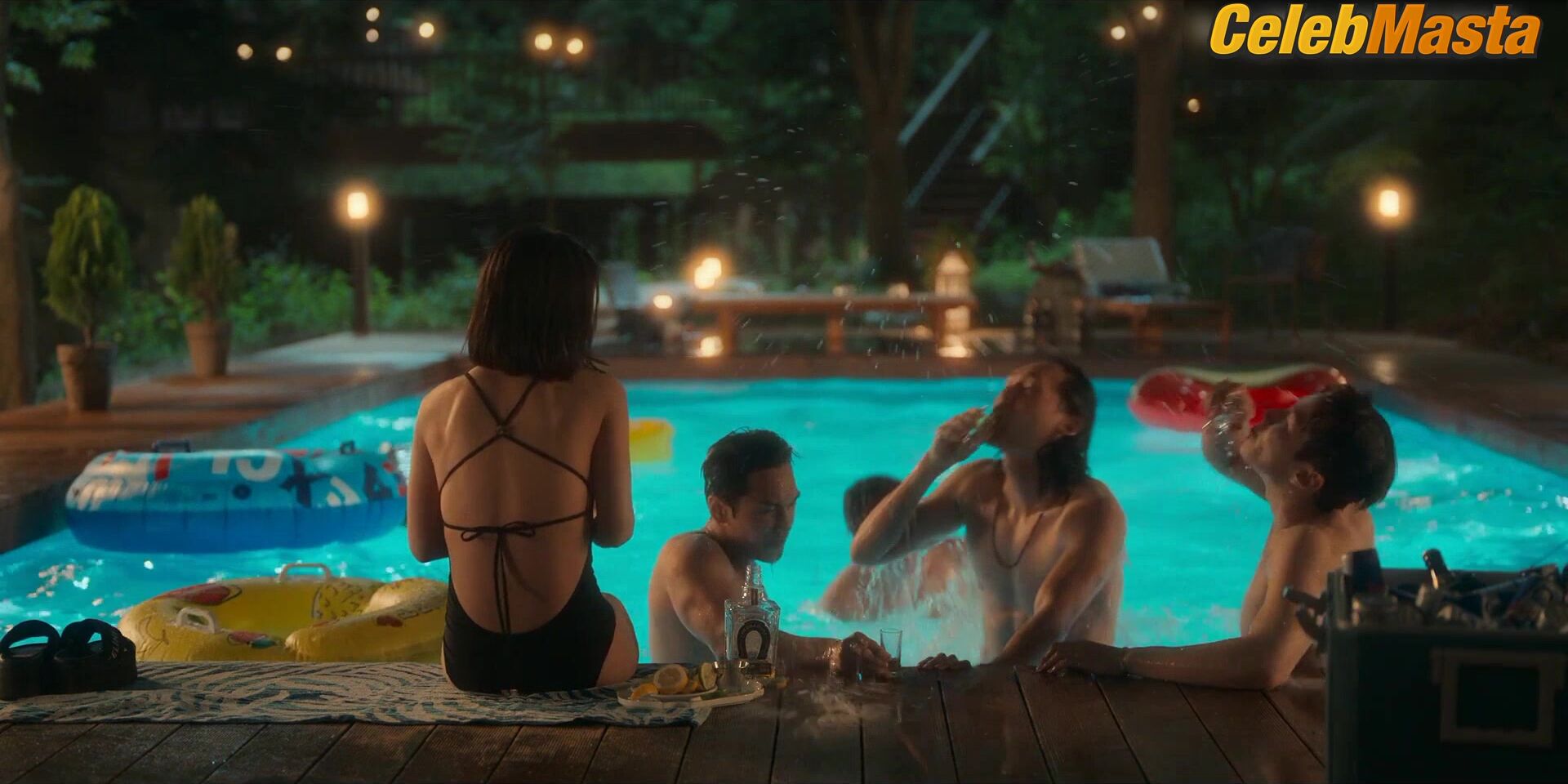 Go Min-si Shows Sexy Scene In The Frog - Photo 2 of 5 photo 4