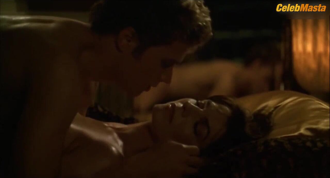 Sela Ward Bares Ass, Boobs Scene In 54 - Photo 1 of 5 photo 5