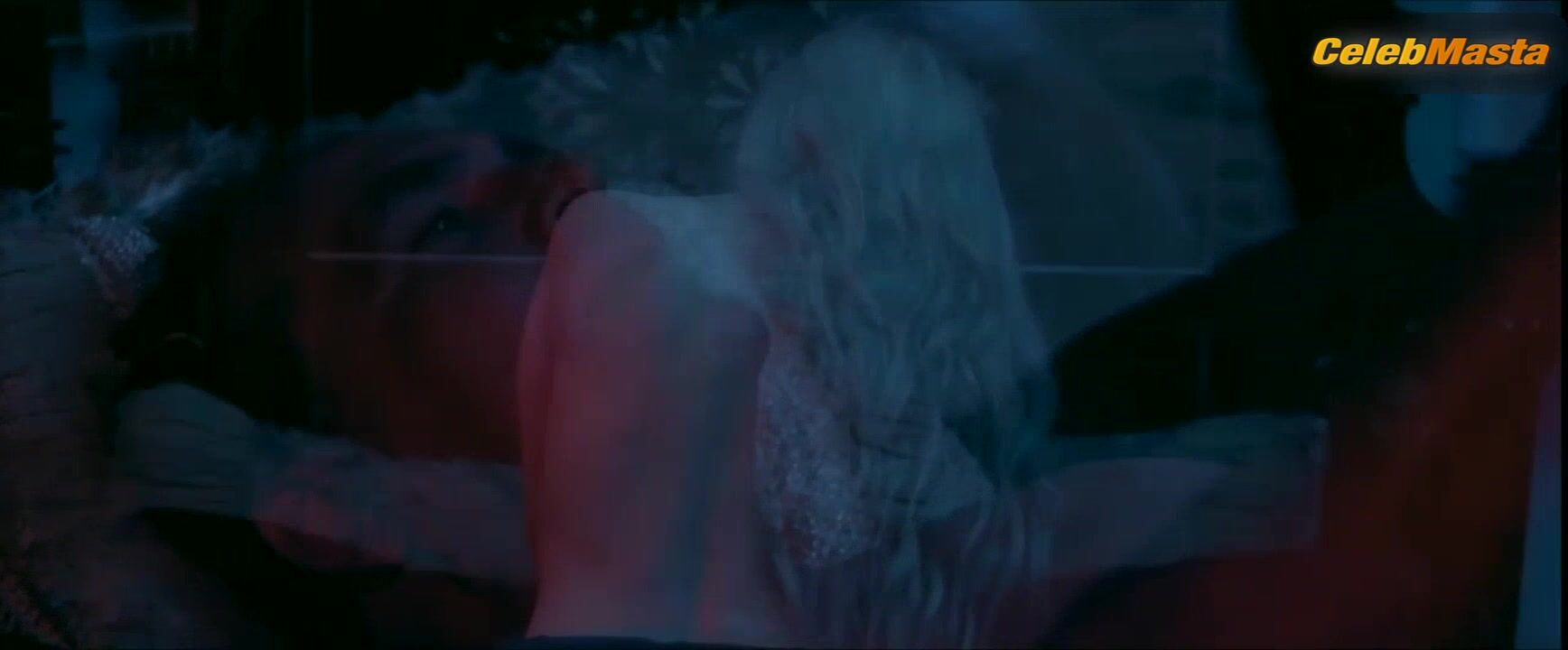 Monique Parent ’s Tits Scene From Garden Of Eden - Photo 2 of 5