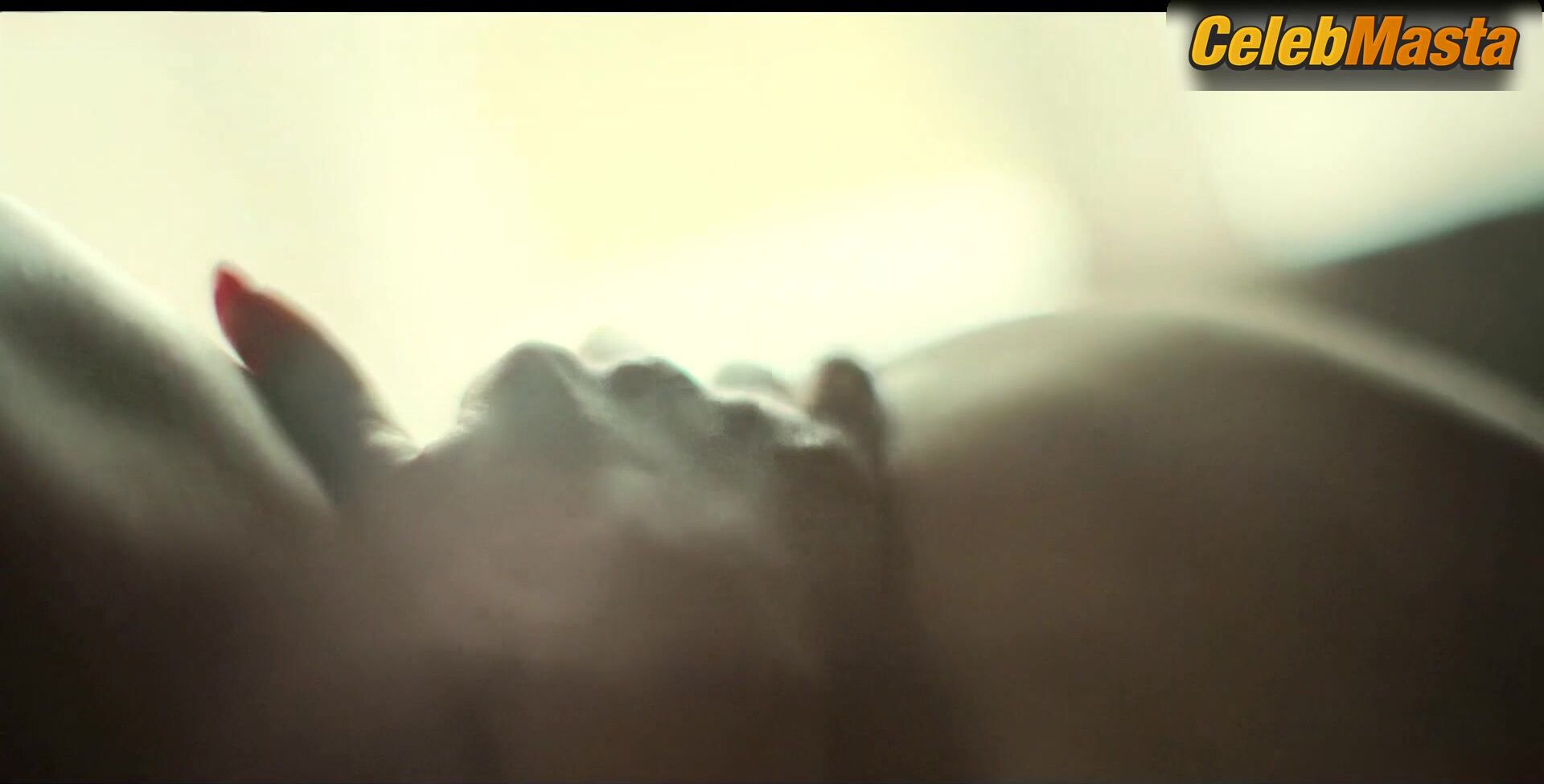 Nafessa Williams Bares Boobs Scene In Rivals - Photo 2 of 5 photo 1