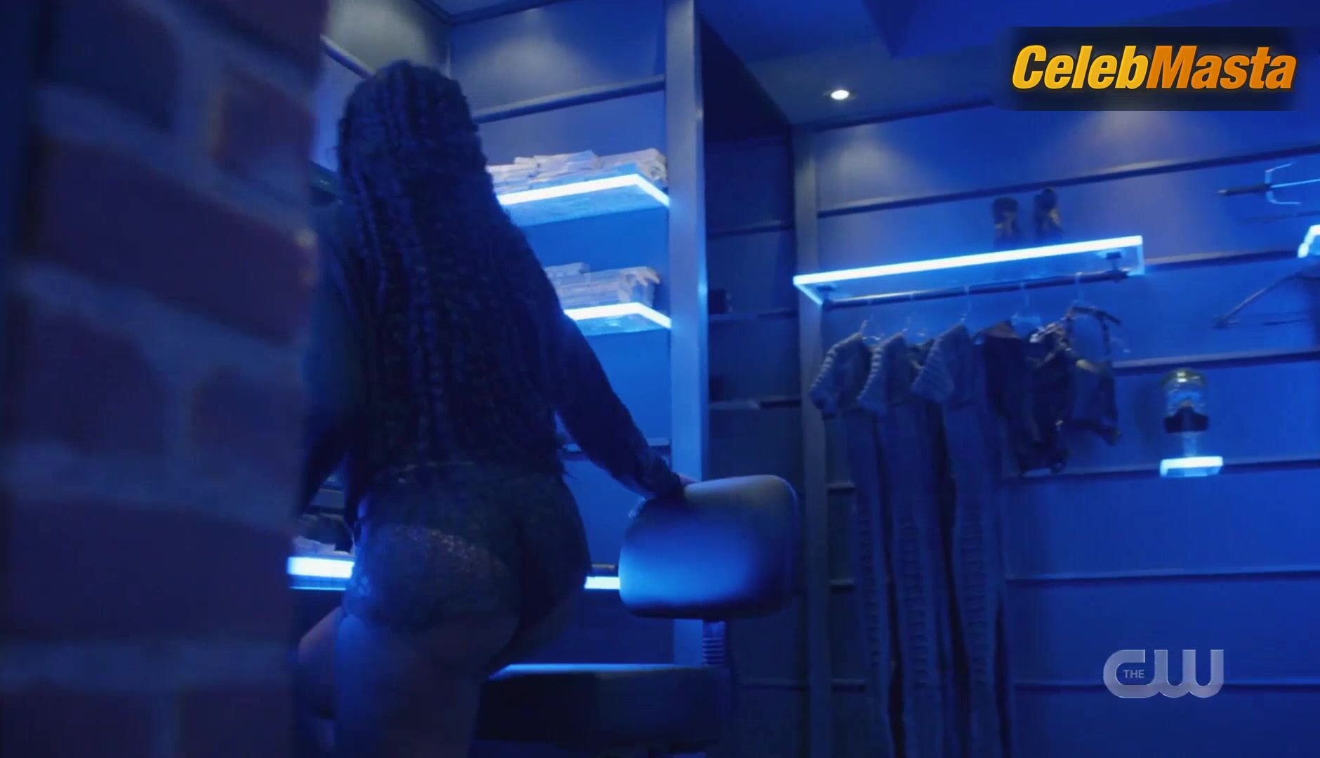 Nafessa Williams Underwear Scene In Black Lightning Show - Photo 1 of 5 photo 5