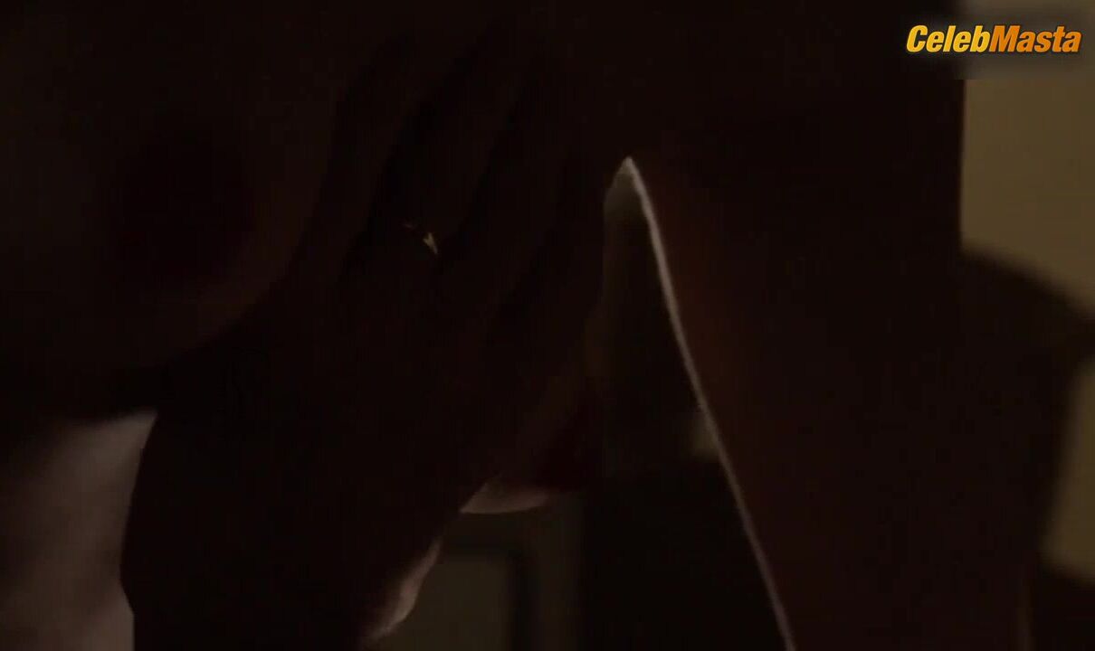 Elena Satine Boobs, Lingerie Scene In Magic City - Photo 2 of 5 photo 1