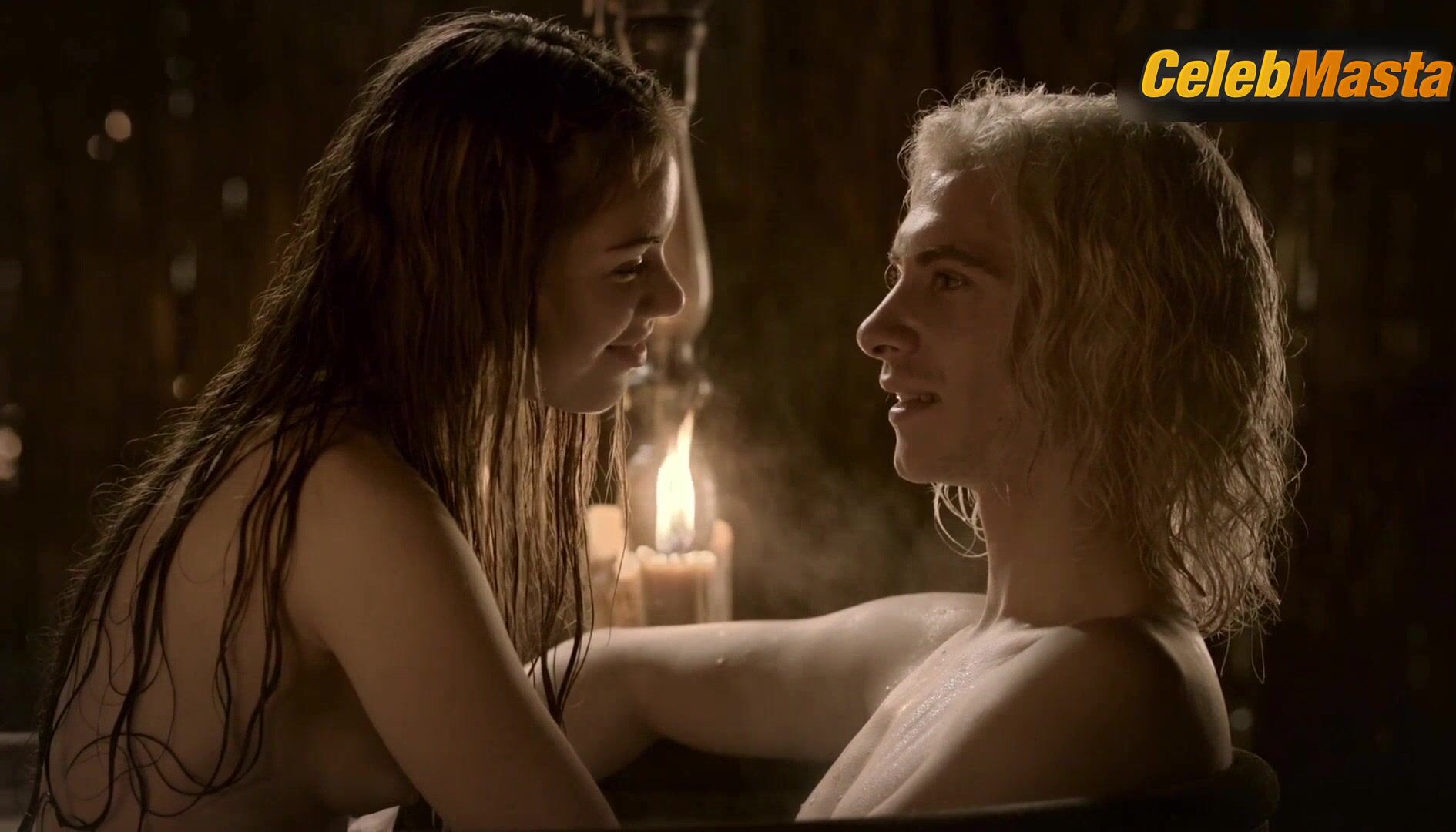 Roxanne Mckee ’s Boobs Scene From Game Of Thrones - Photo 1 of 5 photo 4
