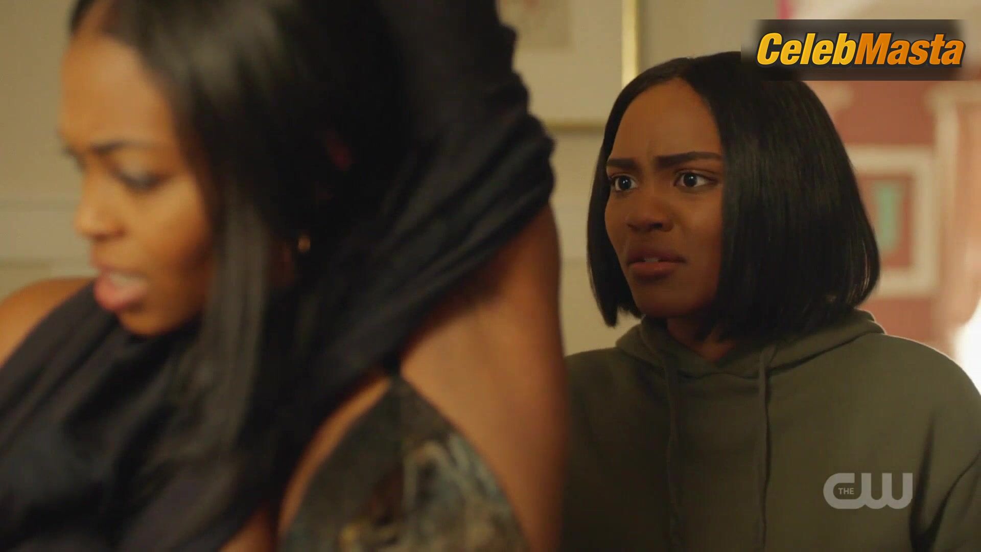 Nafessa Williams Underwear Scene From Black Lightning - Photo 1 of 5 photo 4