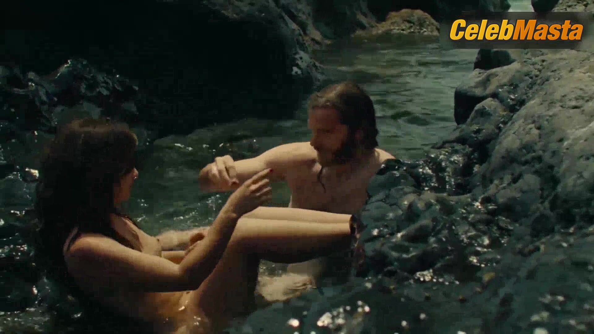 Asia Ortega ’s Tits Scene From Fragmentos - Photo 2 of 5 photo 5
