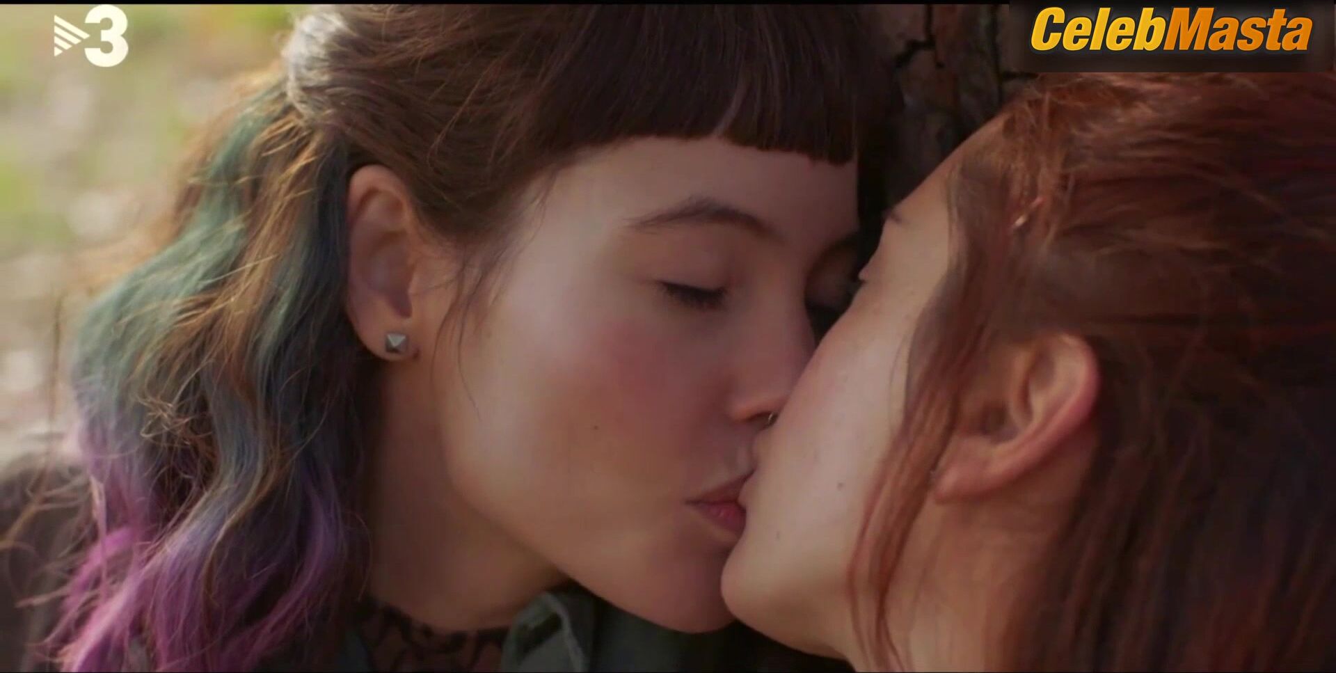 Asia Ortega And Mireia Oriol’s Lesbian Scene From - Photo 2 of 5 photo 1
