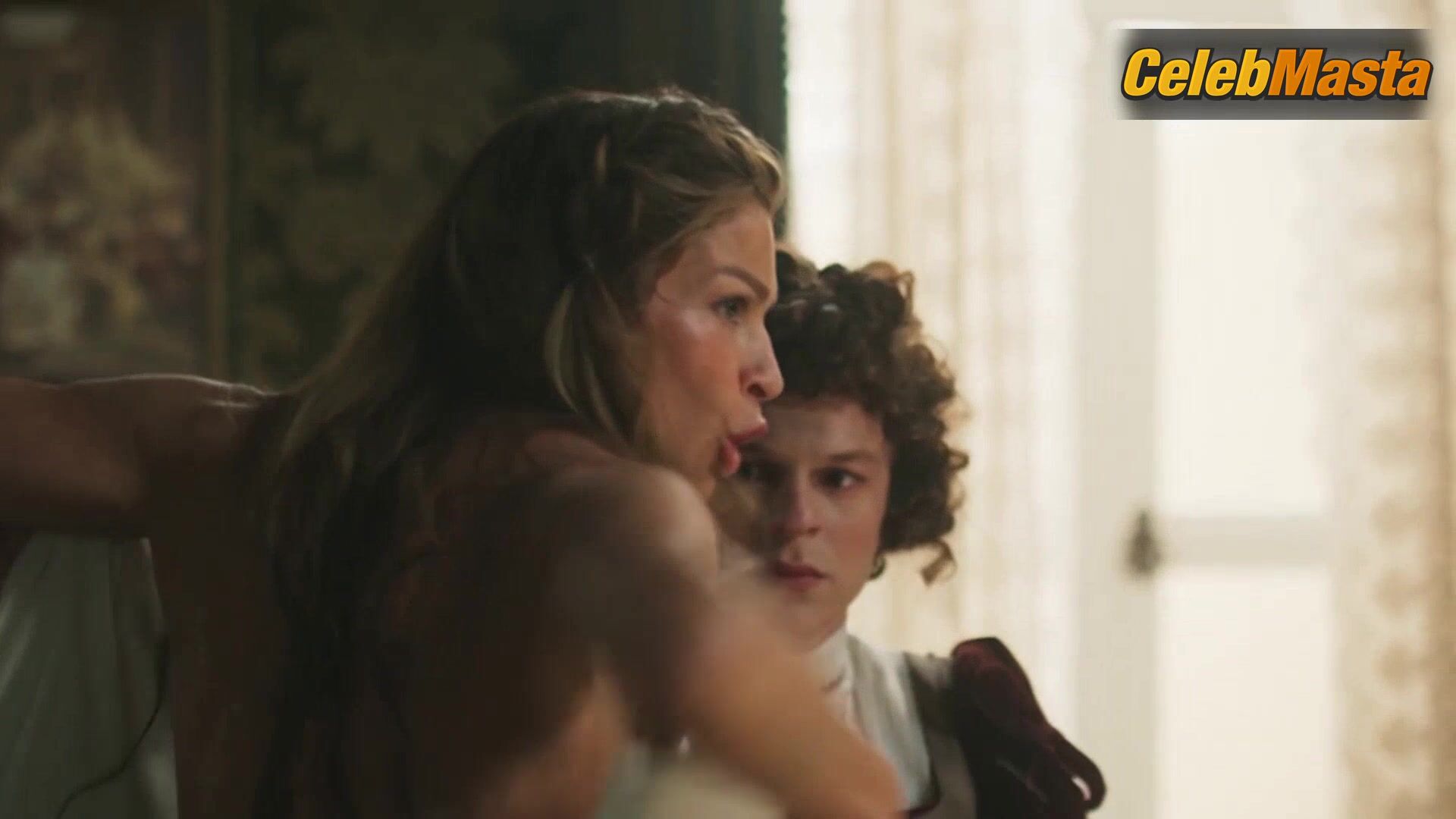 Grazi Massafera Boobs Scene In Madam Beja - Photo 2 of 5 photo 1