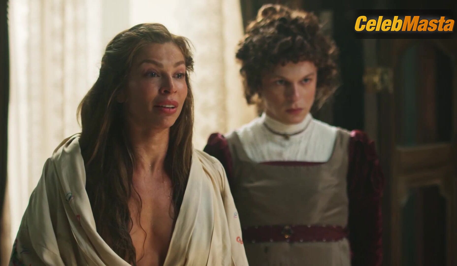 Grazi Massafera Boobs Scene In Madam Beja - Photo 2 of 5 photo 4