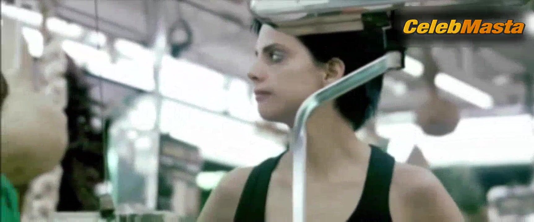 Macarena Gomez Tits Scene From 20 Centimeters - Photo 1 of 5